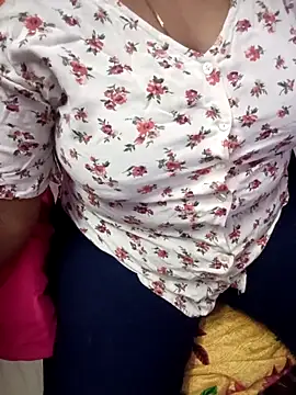 Snapshot of Tamil_Rathi chatting on 15, 3, 2025 Tamil Rathi online show from 15, 3, 2025