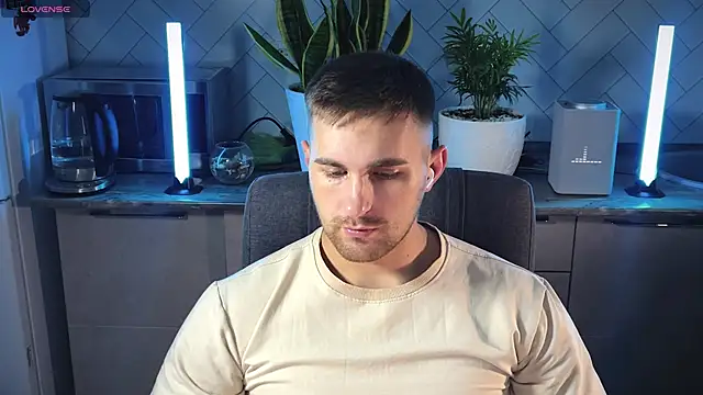 Sweeet  boy online show from 30, 12, 2024