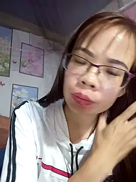   Mai-love19   online show from 22, 1, 2025