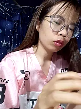 Snapshot of __Mai-love19__ chatting on 9, 4, 2026 Mai-love19 online show from 9, 4, 2026