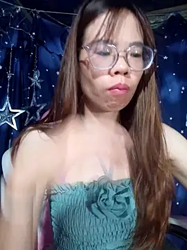 Snapshot of __Mai-love19__ chatting on 8, 5, 2026 Mai-love19 online show from 8, 5, 2026