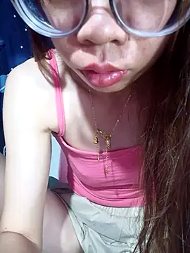 Snapshot of __Mai-love19__ chatting on 17, 5, 2026 Mai-love19 online show from 17, 5, 2026