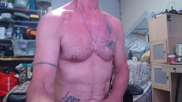 lovenoslut2 online show from 13, 11, 2025