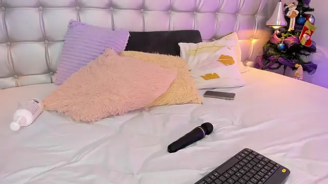 pervert lizza online show from 4, 1, 2025