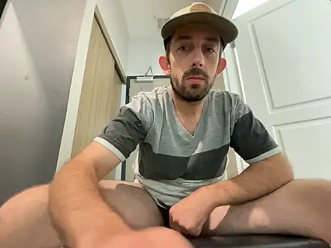 Snapshot of afTerparTycloudz chatting on 16, 10, 2025 afTerparTycloudz online show from 16, 10, 2025