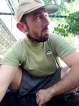 Snapshot of afTerparTycloudz chatting on 19, 10, 2025 afTerparTycloudz online show from 19, 10, 2025