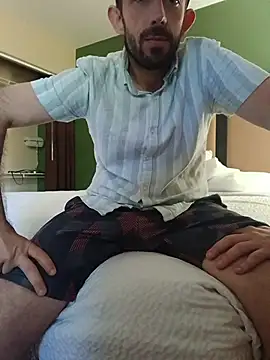 Snapshot of afTerparTycloudz chatting on 24, 10, 2025 afTerparTycloudz online show from 24, 10, 2025