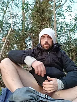 Snapshot of afTerparTycloudz chatting on 3, 2, 2026 afTerparTycloudz online show from 3, 2, 2026