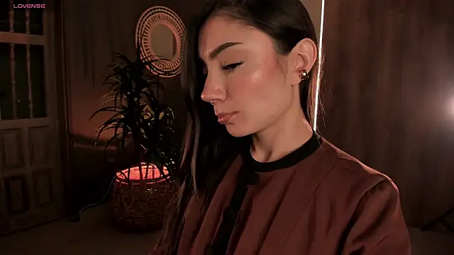 AmyArmstrong online show from 11, 1, 2025