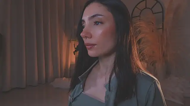 AmyArmstrong online show from 19, 9, 2025