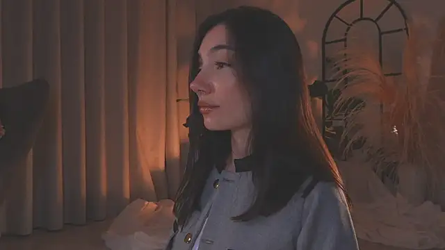 AmyArmstrong online show from 29, 9, 2025