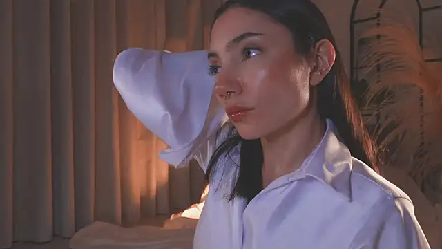 AmyArmstrong online show from 3, 10, 2025