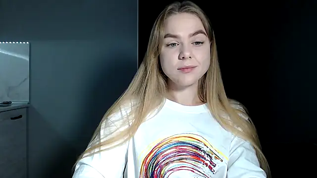 Snapshot of Sunbeam_ chatting on 15, 11, 2025 Sunbeam online show from 15, 11, 2025