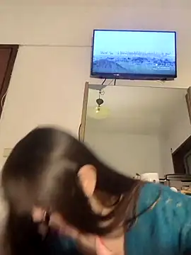 Snapshot of xgabyenlalunax chatting on 8, 11, 2025 xgabyenlalunax online show from 8, 11, 2025