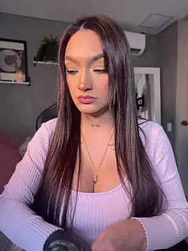 DaniDusan  online show from 11, 5, 2026