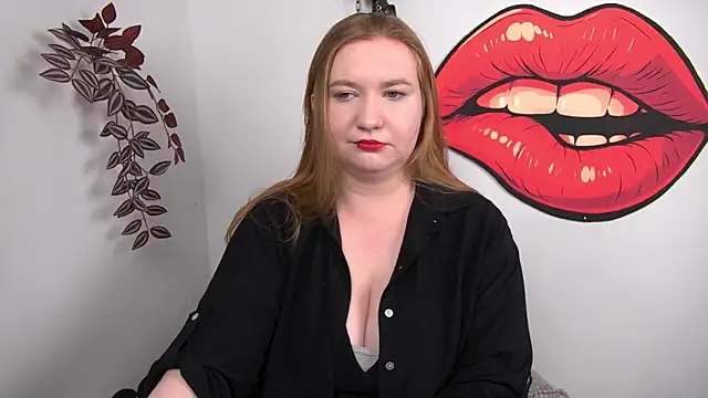 Snapshot of LaraDream chatting on 7, 3, 2026 LaraDream online show from 7, 3, 2026