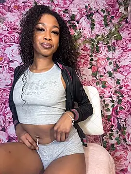 Snapshot of mismialove chatting on 26, 9, 2025 mismialove online show from 26, 9, 2025