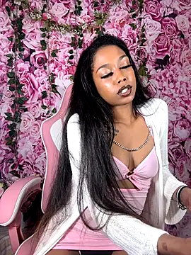 Snapshot of mismialove chatting on 16, 10, 2025 mismialove online show from 16, 10, 2025