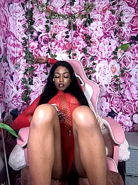 Snapshot of mismialove chatting on 20, 10, 2025 mismialove online show from 20, 10, 2025