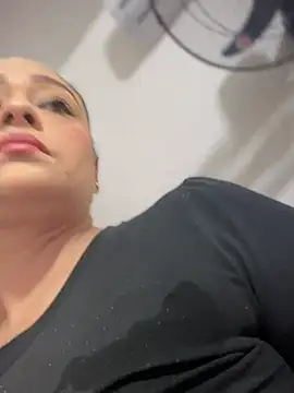 Snapshot of sofia_xxx02 chatting on 8, 3, 2025 sofia xxx02 online show from 8, 3, 2025
