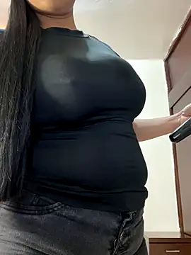 Snapshot of sofia_xxx02 chatting on 25, 10, 2025 sofia xxx02 online show from 25, 10, 2025