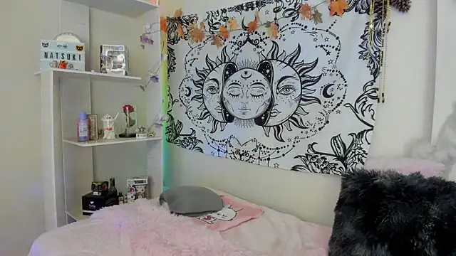 Laughing Naty online show from 23, 9, 2025