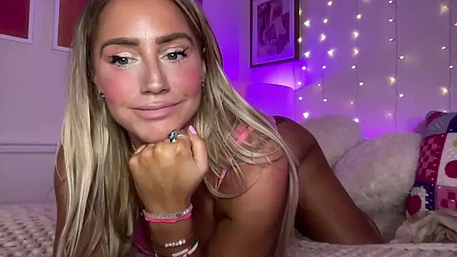 Fitnessbabe69 online show from 14, 4, 2026