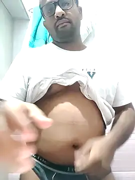 Snapshot of Sammy6432 chatting on 7, 10, 2025 Sammy6432 online show from 7, 10, 2025