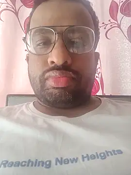 Snapshot of Sammy6432 chatting on 23, 10, 2025 Sammy6432 online show from 23, 10, 2025