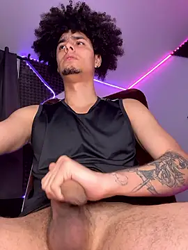 Snapshot of bigryann23 chatting on 14, 1, 2026 bigryann23 online show from 14, 1, 2026