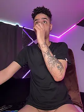 Snapshot of bigryann23 chatting on 18, 1, 2026 bigryann23 online show from 18, 1, 2026