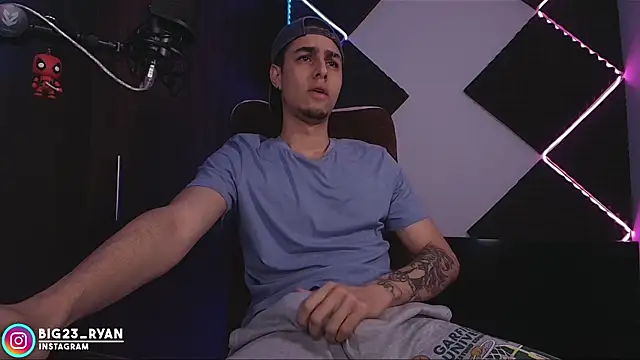 Snapshot of bigryann23 chatting on 12, 2, 2026 bigryann23 online show from 12, 2, 2026